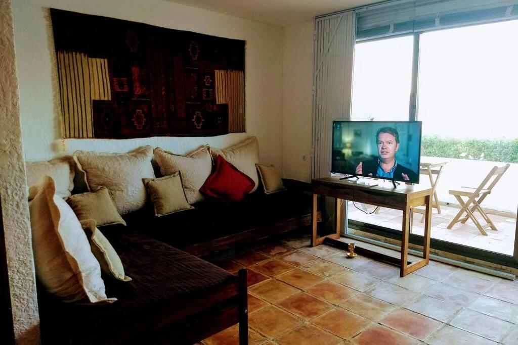 דירות אלתיאה Beachfront Apt! Ac - Pool - Parking מראה חיצוני תמונה
