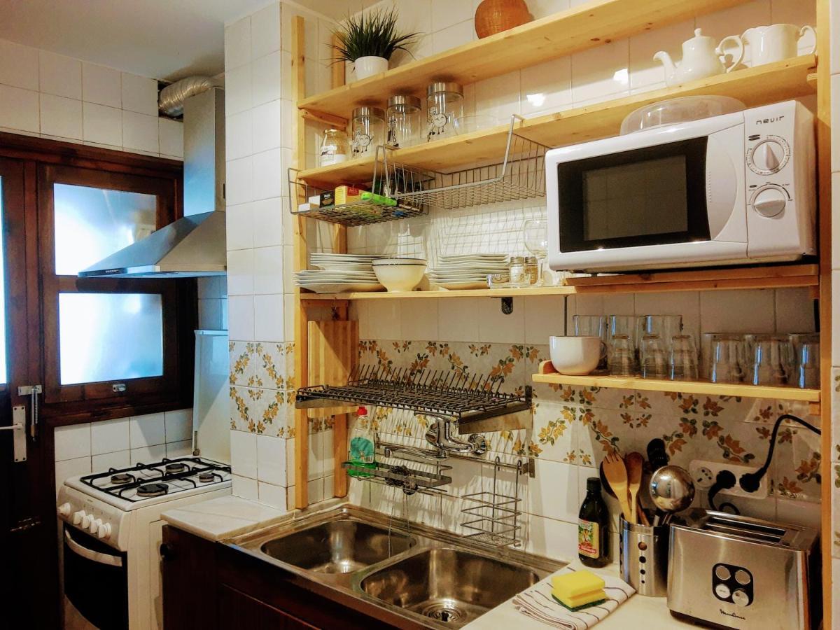 דירות אלתיאה Beachfront Apt! Ac - Pool - Parking מראה חיצוני תמונה